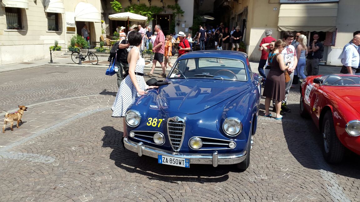 ceccato_auto's tweet photo. Ecco la splendida #AlfaRomeo 1900 Superleggera con il numero 387 del nostro Presidente! Buon viaggio e..buona corsa! http://t.co/4Fv2yVHCzH