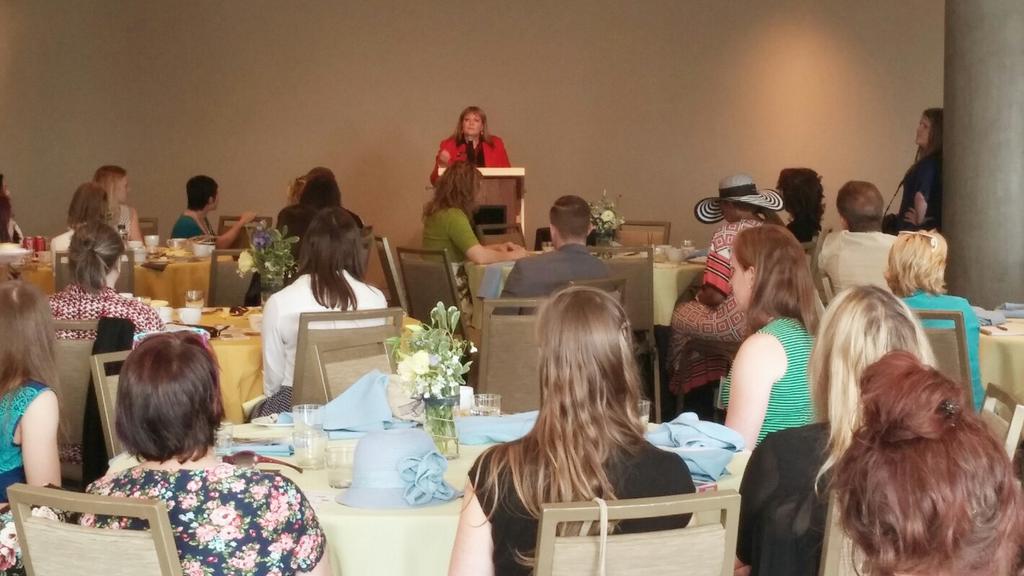 GreenPayLLC's tweet photo. #mothershightea Colorado Senator Beth Martinez Humenik #entrpreneurship #inspiration http://t.co/vdrYV9zuf2