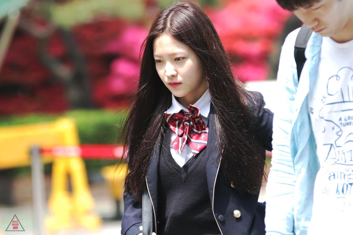 backhug305's tweet photo. 150501 예리 뮤직뱅크 출근길 5P
http://t.co/I5nC53VdRQ http://t.co/rHpgdbmg5k