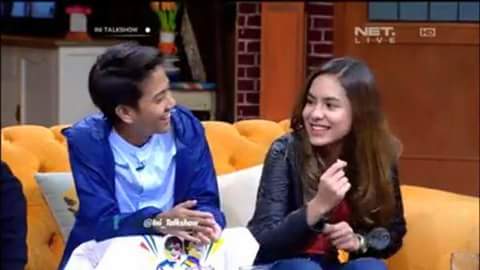 Zirli13's tweet image. Weeessssdt selloww aja kali tatapanya 😁😁 @iqbaale @steffizmr15 😘😘😘😍😍😍  #Cocog 👍