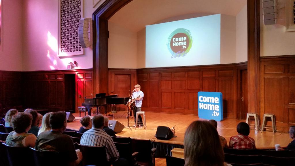ComeHomeTV's tweet photo. Day 3 underway at http://t.co/mqW4SrQyTh. #gracewins http://t.co/WdPbX6tb2r