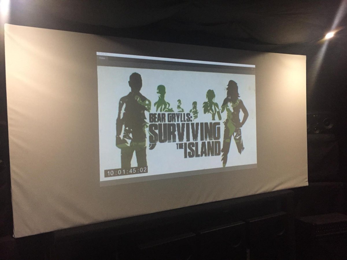 BearGrylls's tweet photo. Just finishing this episode up! Looks amazing! @TheIsland http://t.co/iPv2xziQFZ