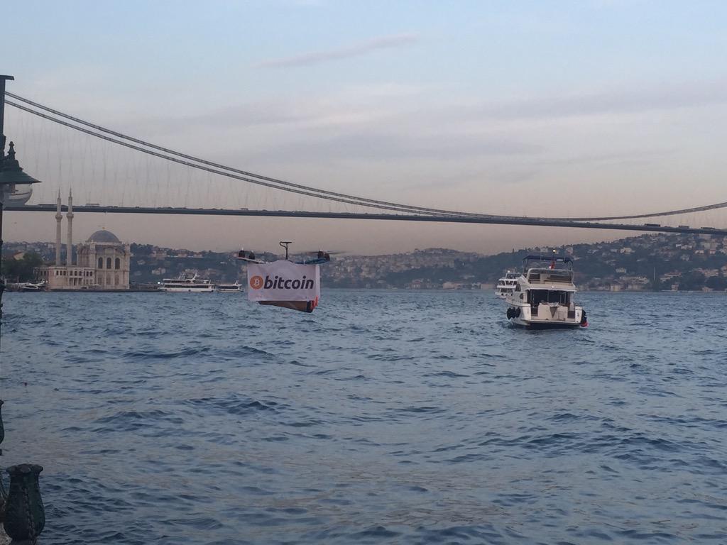 TakasCoin's tweet photo. #bitcoin in istanbul #takascoin http://t.co/8KFM2Hx0iL