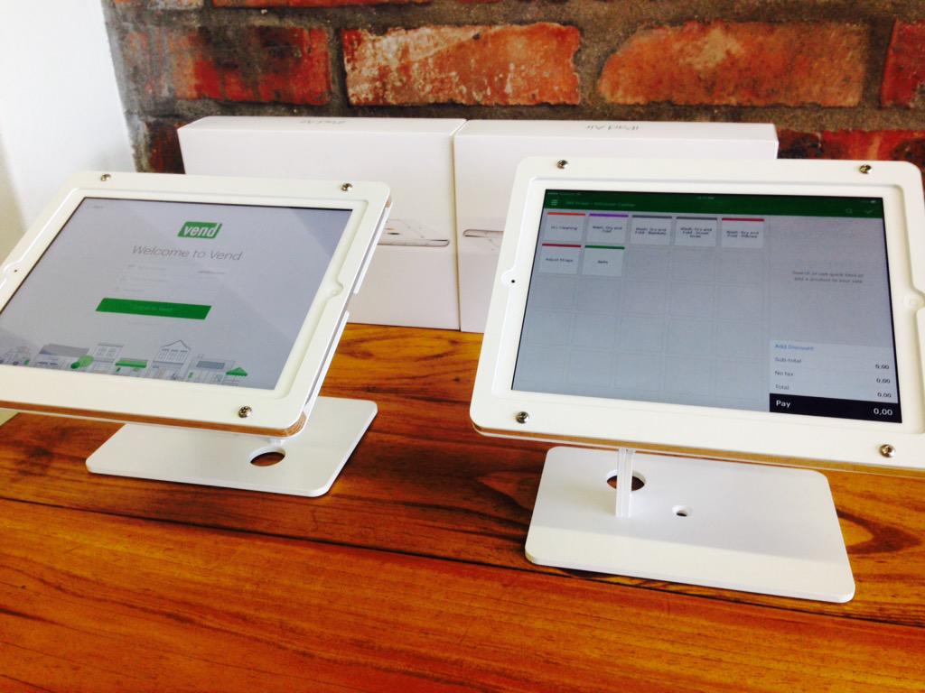 IanCFO's tweet photo. Point of sale looking so good with iPads,@PedersenLennard and @vendhq in a demo for @fresh_laundry1 http://t.co/7mPhhmtgKy
