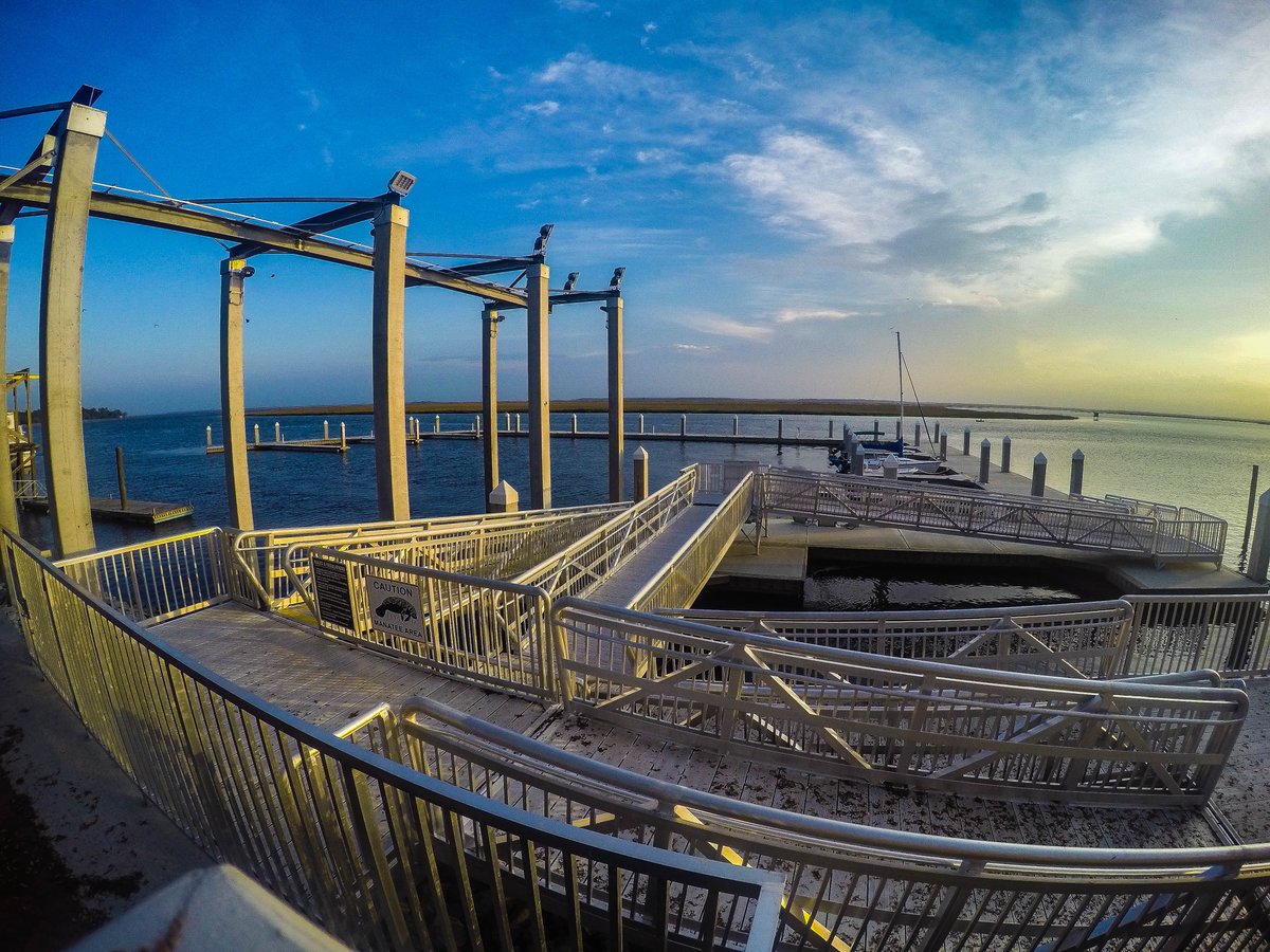 ExploreGeorgia's tweet photo. Preferably with a view! #ExploreGeorgia MT @timthetankt3: How do you like your Coffee? Coffee Bluff Marina. #savannah http://t.co/MP7TYvnvuy