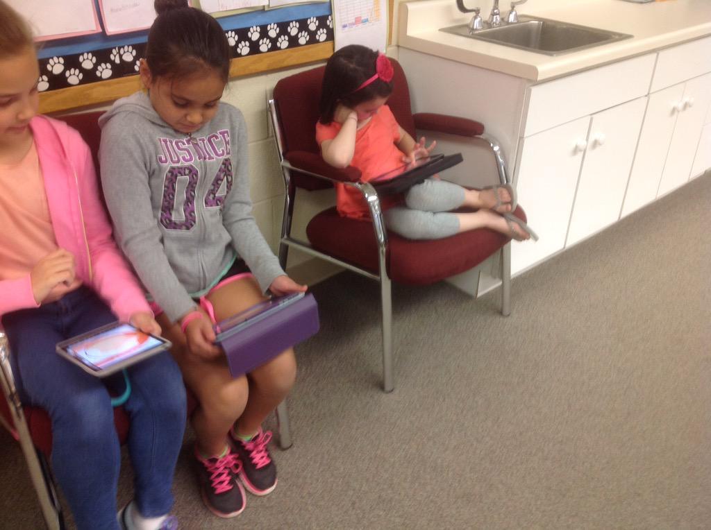 MrWhite2ndgrade's tweet photo. Ss working on character challenge &amp; Downers Grove story challenge today. Partners or solo their choice. #dg58learns http://t.co/2oo01TUvKi