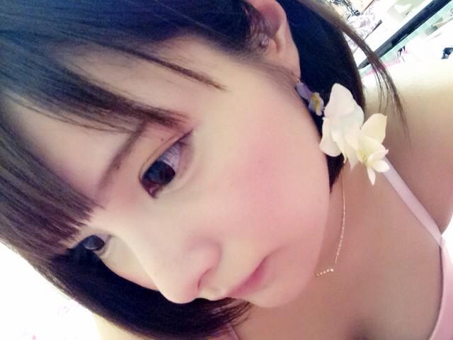 お花のピアス買っちゃった♡ http://t.co/HaBlWyetHp