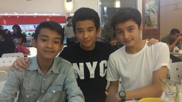 BrayanReall's tweet photo. Bff http://t.co/13OKk9PuRY