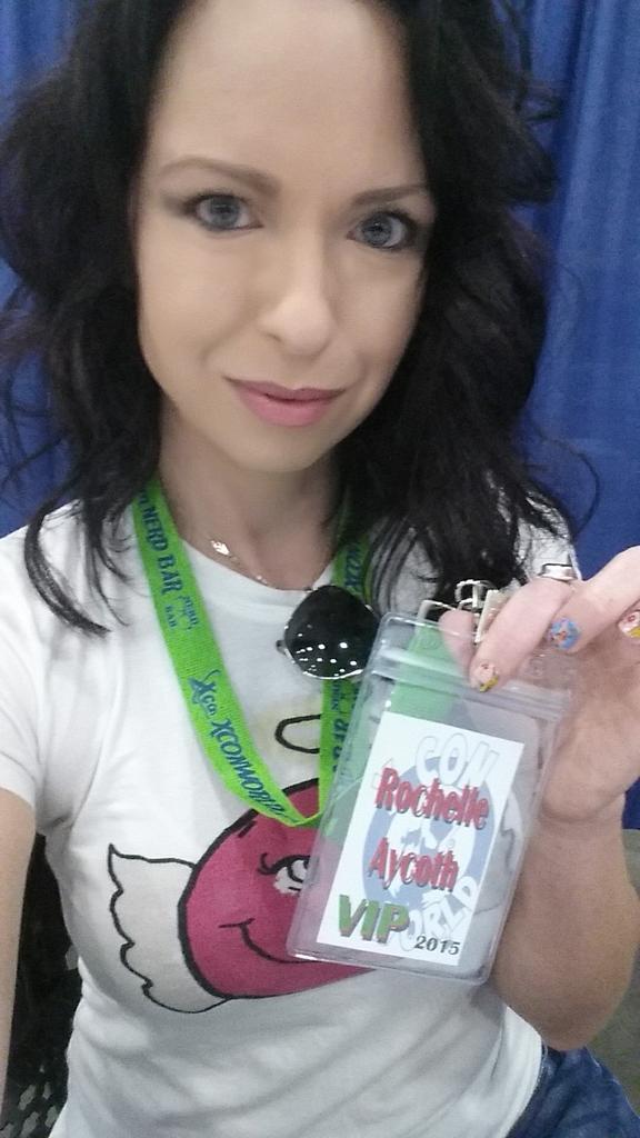 Ravens_Fire_'s tweet photo. At #XCONMB let's do this. #comiccon #Reaptv #Reapsters #TheReaper #Realm http://t.co/svYM0nXKiU