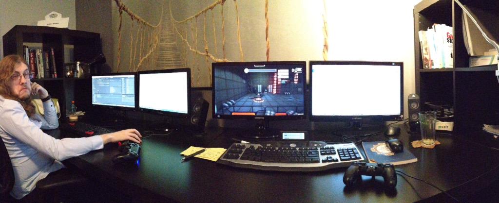 pixelz_games's tweet photo. Prepping the PS4 version and polishing the Steam one #indiegame #gamedev #coopdecrypted oh and.. Dat face! #troll http://t.co/ZZLjkYWY9S
