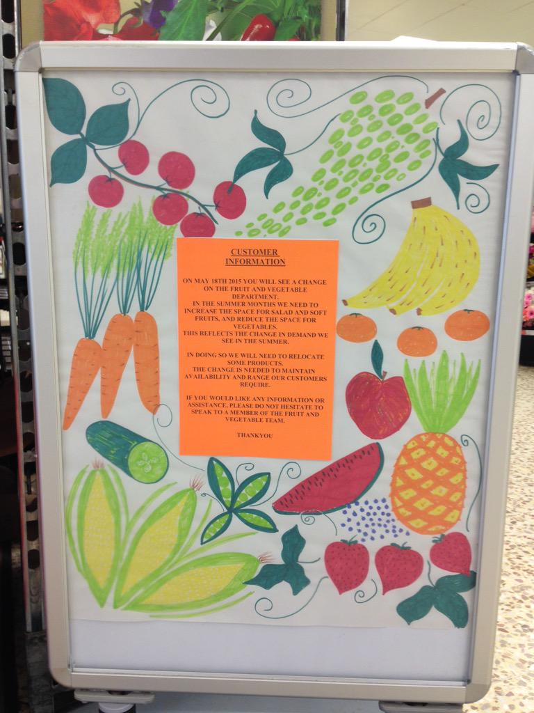 Letting our customers know about our imminent fruit and veg move. #service <a href="/colly75/">Paul Collingridge</a> <a href="/hot_bennett/">Neil Bennett</a>