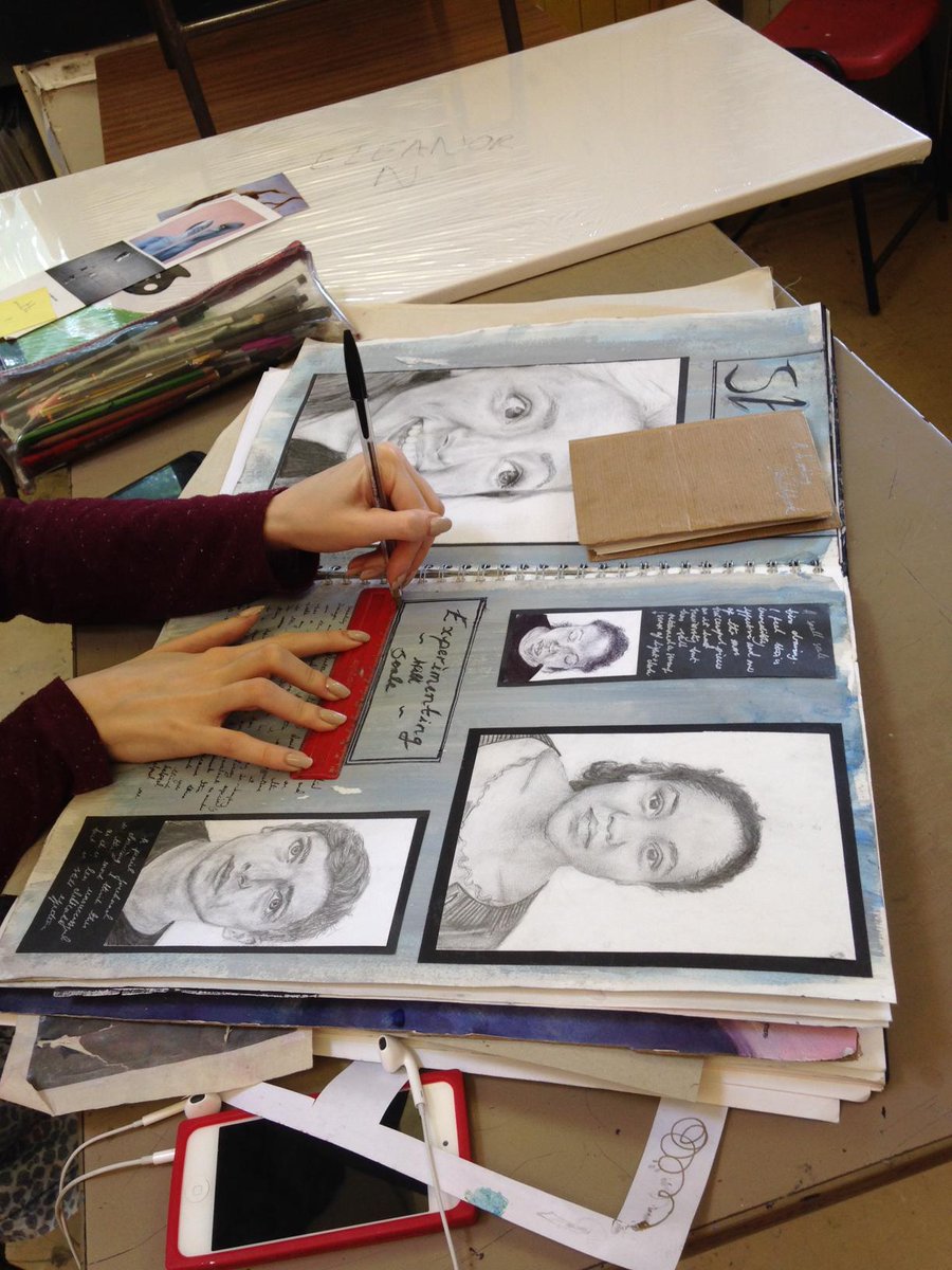 SexeysArts's tweet photo. A Level final projects drawing (pun intended) to a close - some superb creations emerging! @hillyerd_debbie  #art http://t.co/0wz0aoR9gA