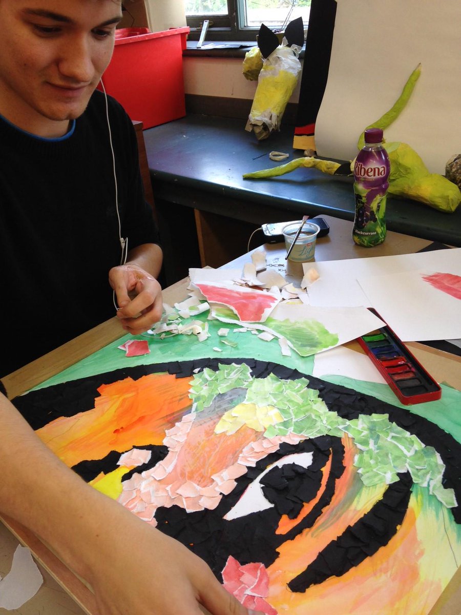 SexeysArts's tweet photo. A Level final projects drawing (pun intended) to a close - some superb creations emerging! @hillyerd_debbie  #art http://t.co/0wz0aoR9gA