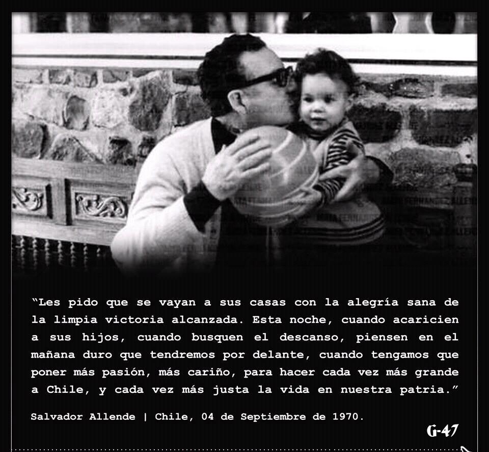 Guillermo_47's tweet photo. "#BuenViernes Para los momios qls de este país..lean al más grande de todos los tiempos..
#AllendePushUp http://t.co/5mzKtdhyY7