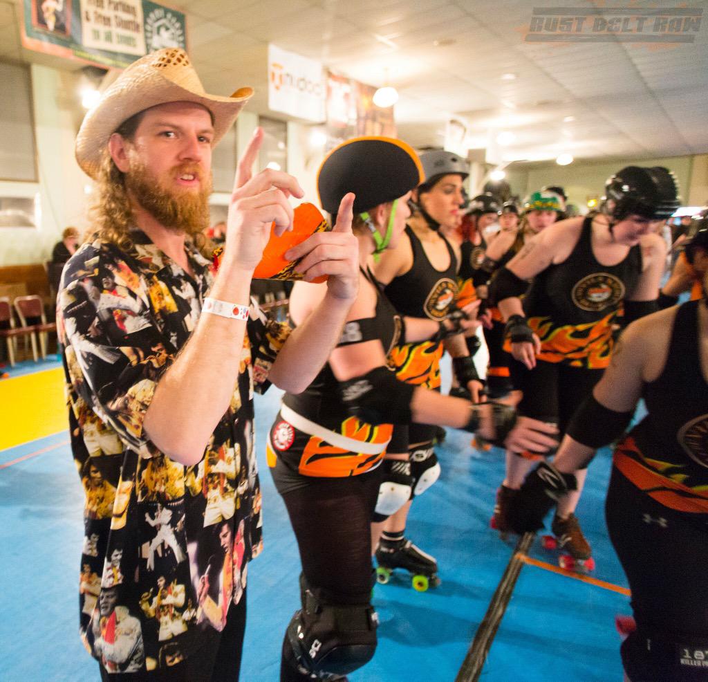 DetroitDerby's tweet image. Happy Birthday Hi Death manager Devil's Night Dames #ddgbirthdays #10yearsofhits #detroitderbygirls creditLex Dodson