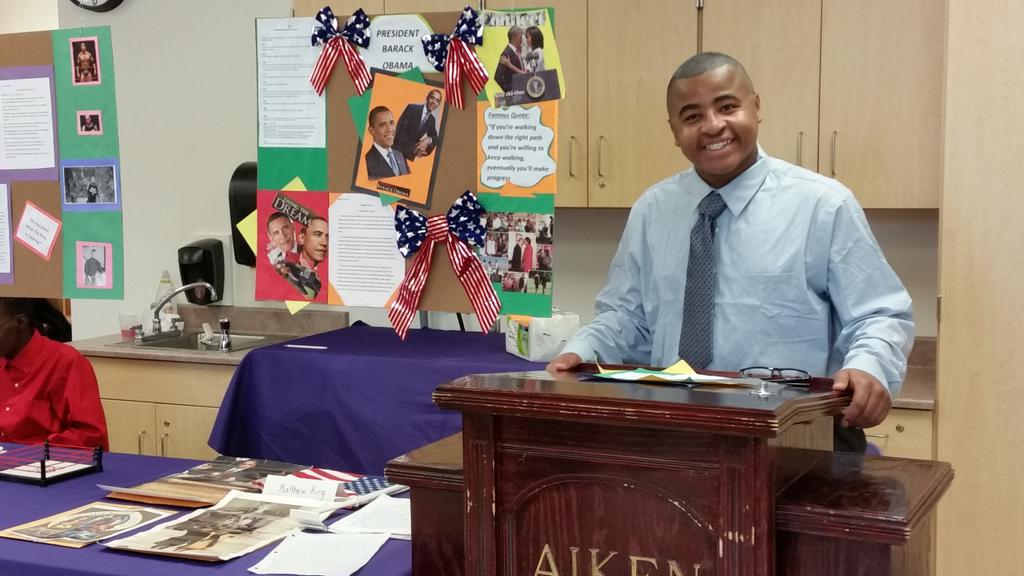 aikennewtech14's tweet photo. Wonderful student representation of African American talent...even Stevie Wonder and the President dropped by... http://t.co/6Gy8c7YymK