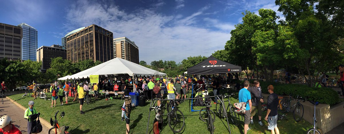 cdjewell's tweet photo. With thanks to @BikeArlington and everyone else who makes #BtWDC a success. #btwd2015 http://t.co/hREgT2MBci