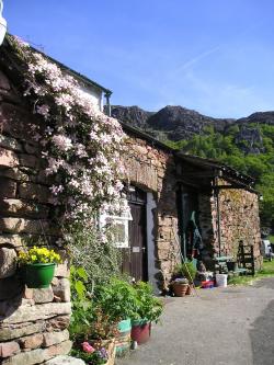 aroundaboutbrit's tweet image. High Wallabarrow Farm Holiday Cottage, #Ulpha, Broughton-in-Furness, #Cumbria
aroundaboutbritain.co.uk/Cumbria/11148
#Walking #Walks