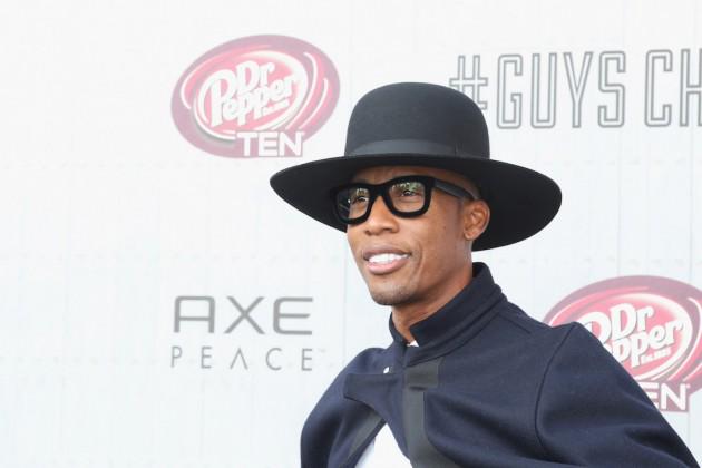   has the scoop for on R&B/hip-hop artist Raphael Saadiq.  