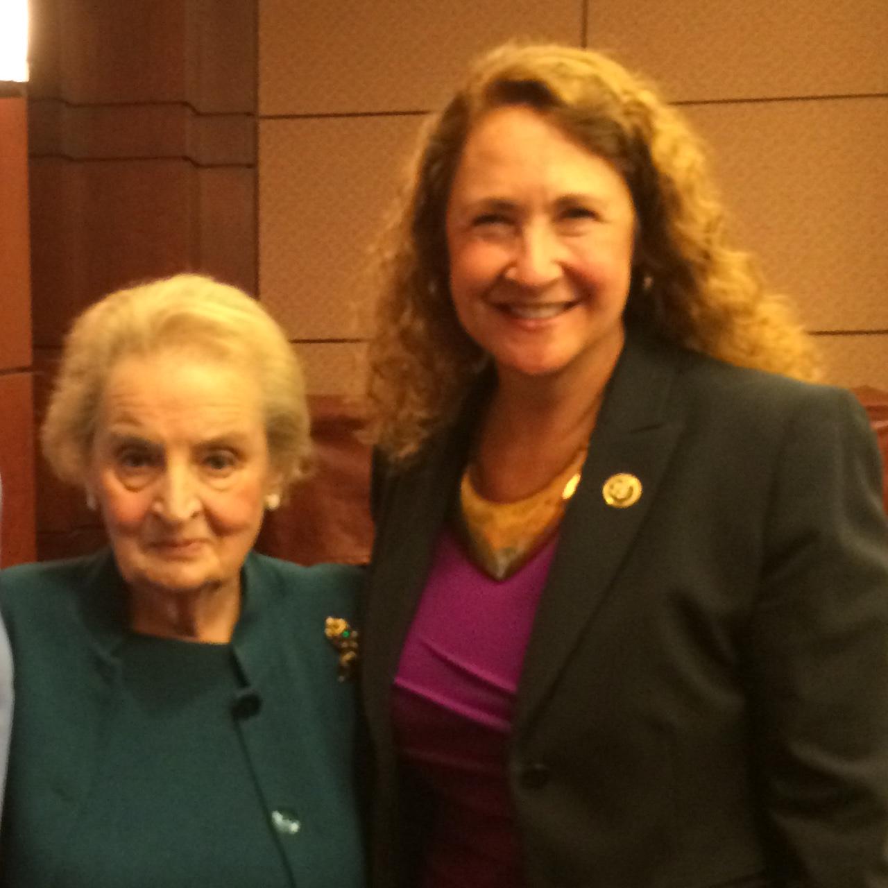 Happy Birthday to a great American, Madeleine Albright, our 1st woman Secretary of State! Thank you for your service. 