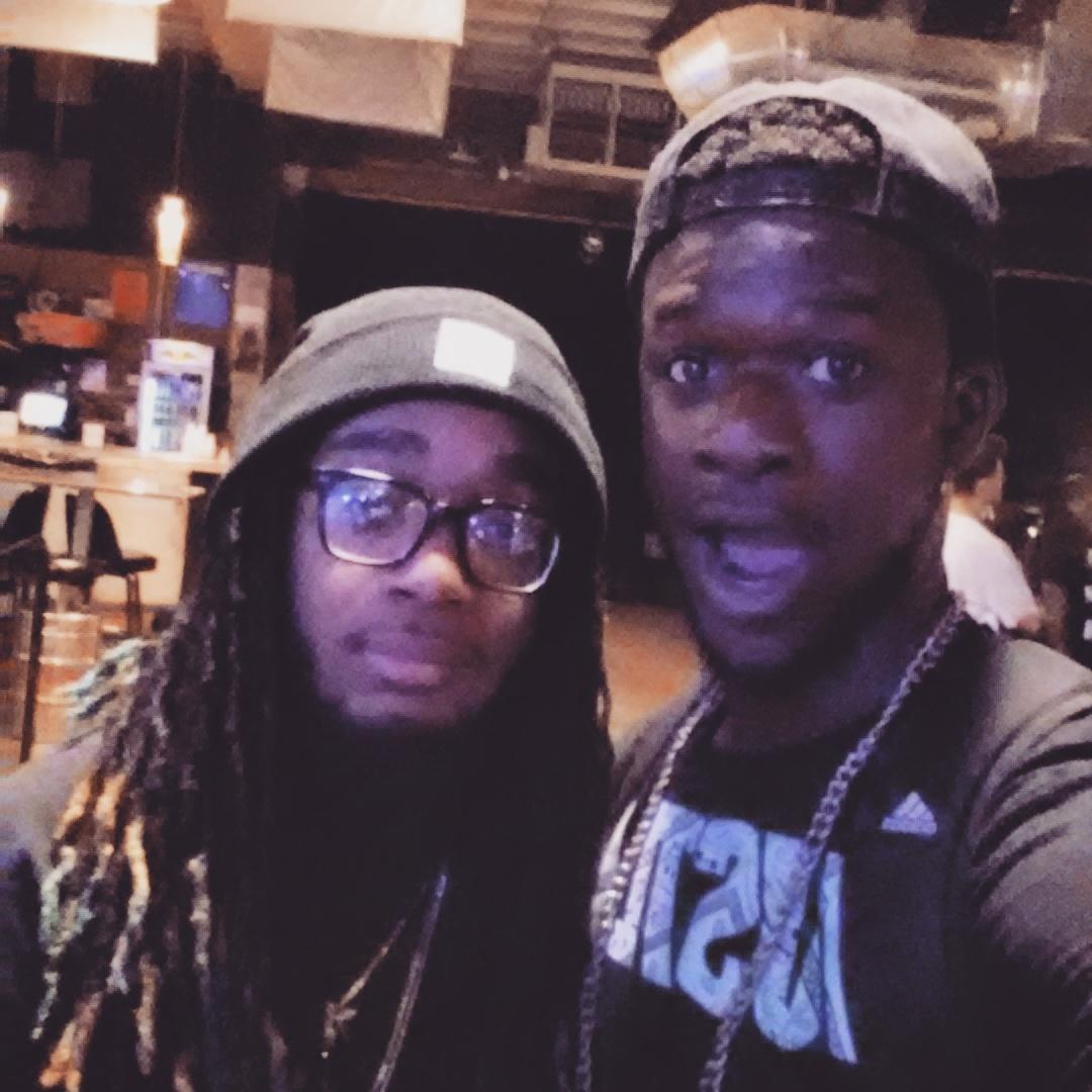 scrufacejean's tweet photo. My brodie bro @djyung1 #FlyAmerica #MajorWithOutAMajor #TourLife http://t.co/OvmVED5GtG