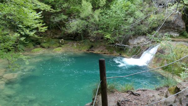 Asteburu honetako Urederra (Nafarroa) ingurura furgoplan bisita. Naturaren ibilibide izugarria bit.ly/1Hi6uPP