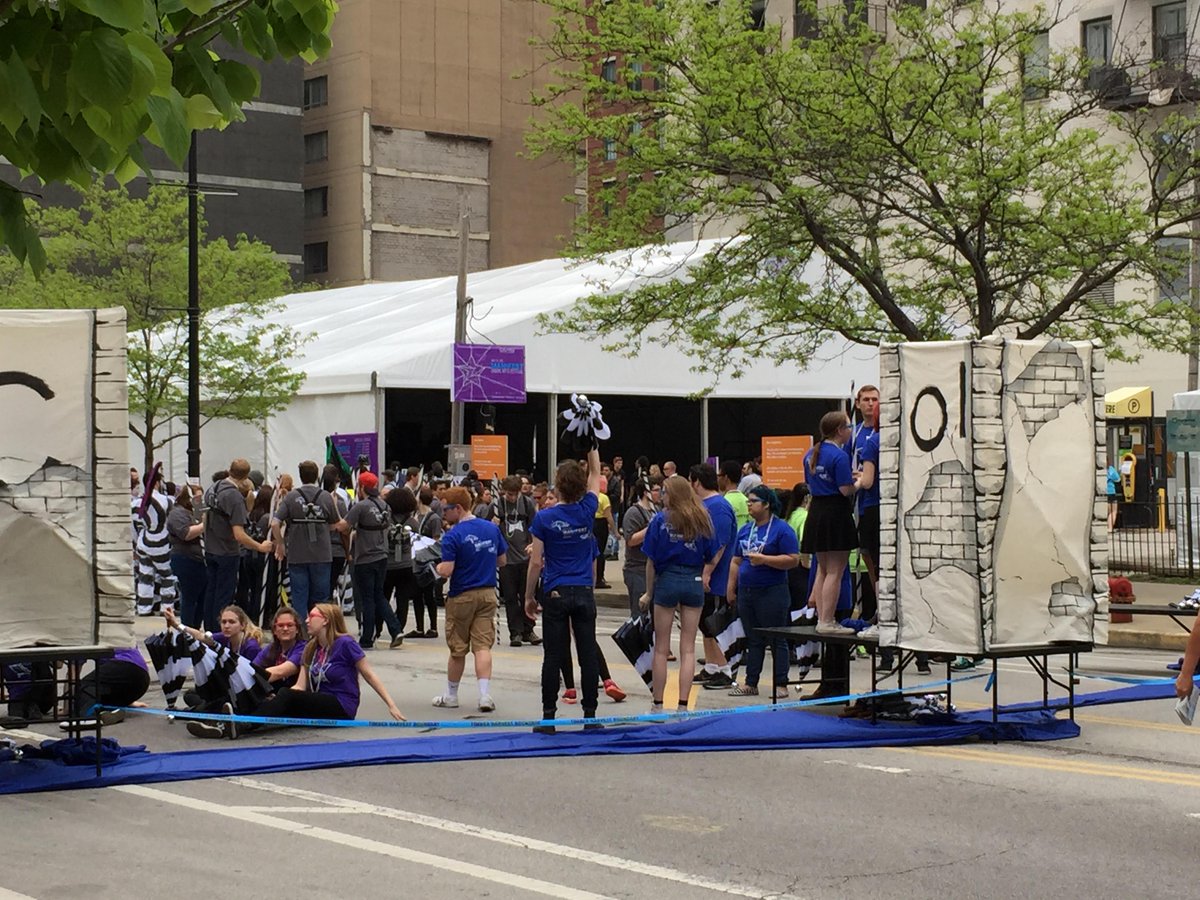 TengesRobert's tweet image. Prepping @ColumbiaChi @CCCManifest 2015...1 hr. until #GreatConvergence @Sherwood_Music @CCCEvents_ETCP