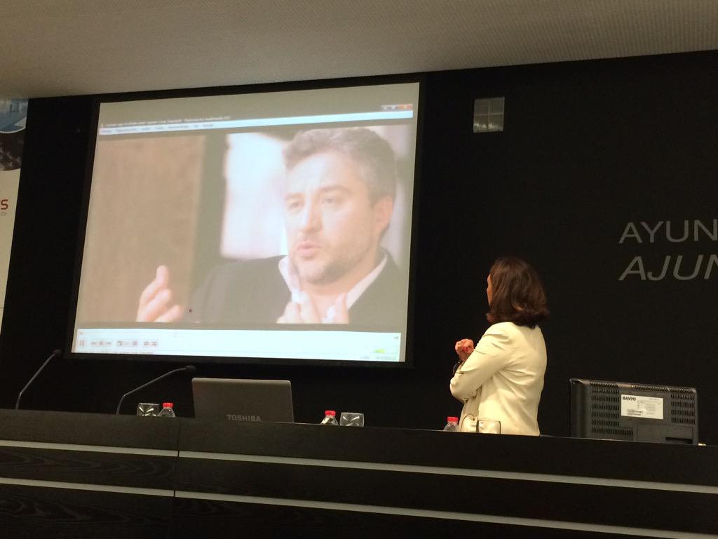 juliargueza's tweet photo. En #Emprendo2015 impulsando el talento y #HumanAgeInstitute en #CValenciana @alexroviracelma via @SonsolesEscri GO! http://t.co/kd46lxrFi0