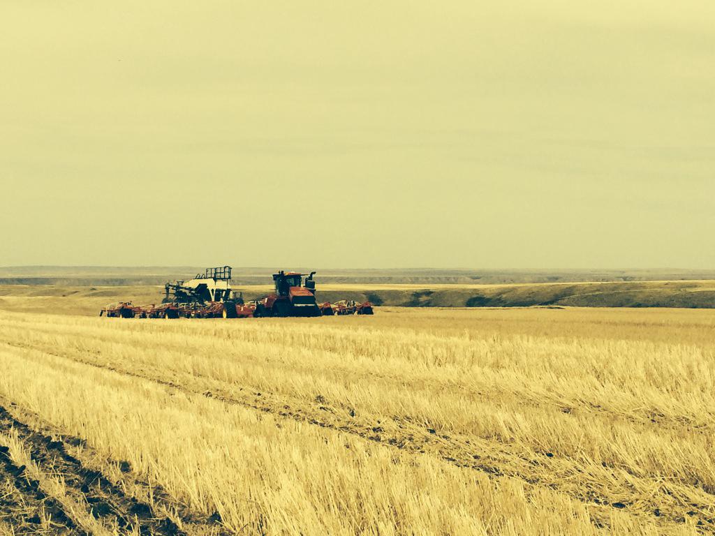 monettefarms's tweet photo. Last pass plant 2015 http://t.co/M1vkAf9eL6