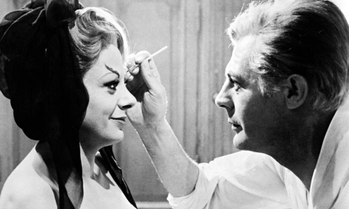 Феллини молодой. Исполнитель песни федерико феллини. Феллини 8 букв. Клип федерико феллини актеры. Ф феллини.