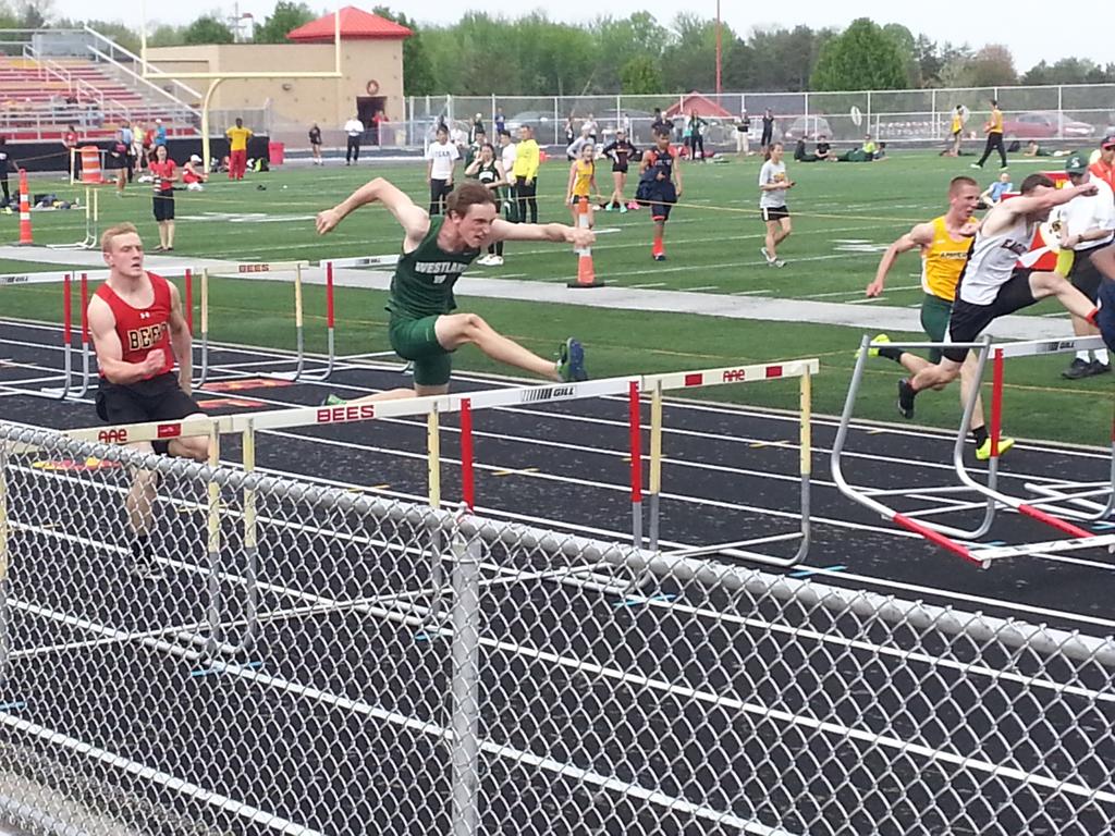 SWC championship s 110 hurdles. Well done Will Riley. <a href="/DemonsTrack/">ᶻz</a> <a href="/DemonAthletics/">Demon Athletics</a>