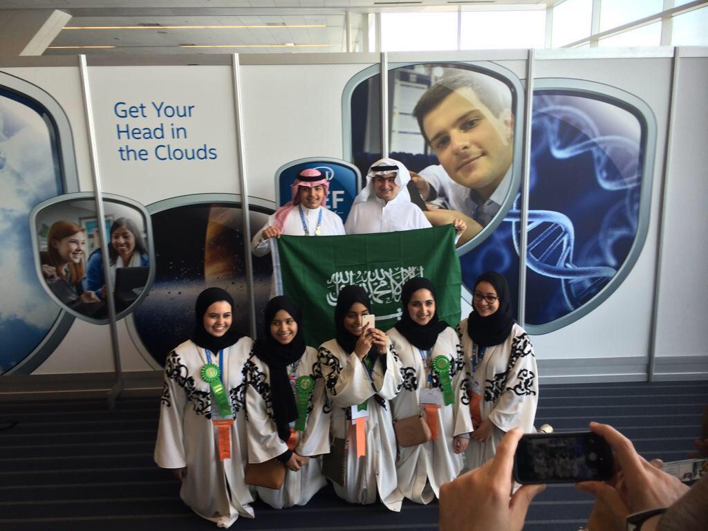 fahadAlmosaad's tweet photo. شباب وشابات السعودية يفوزون بخمس جوائز بأكبر مسابقة عالمية للبحث العملي #انتل_ايسف

بمثلكم نفتخر.. يسلم من رباكم. http://t.co/9nB25COHFe