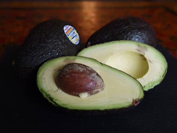 Independent's tweet photo. Could avocados and other food rich in vitamin E protect lungs from air pollution?http://t.co/t7zwO3gPep http://t.co/DLfvqpFxfp