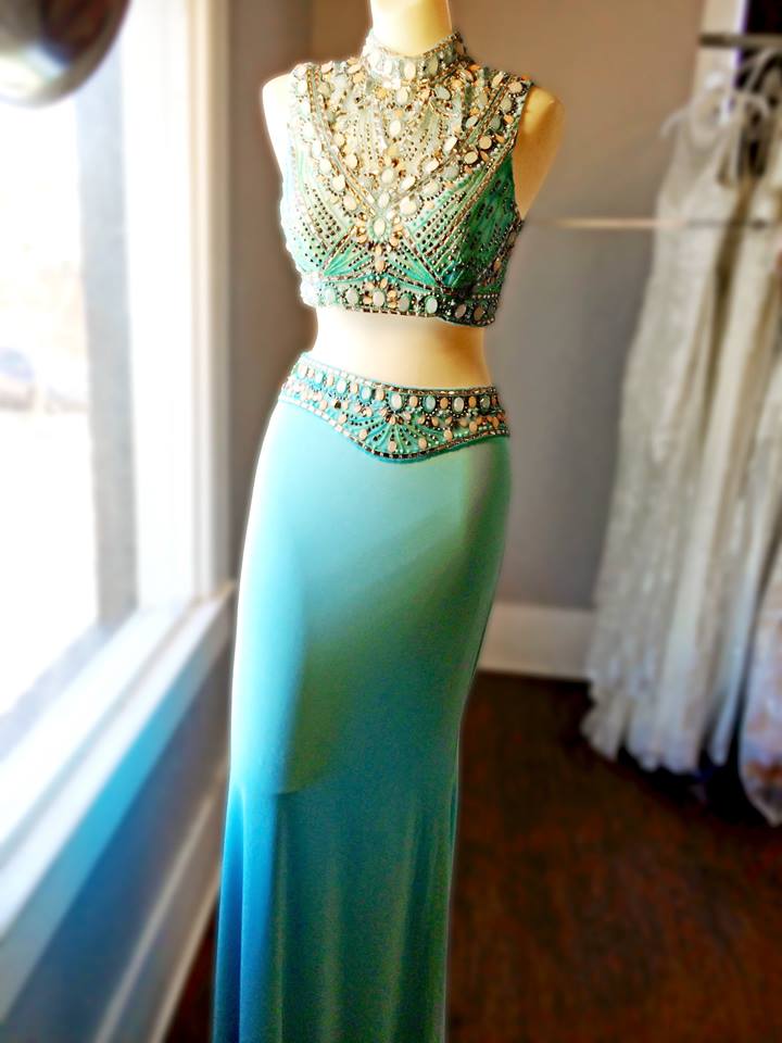 WandasFormals's tweet image. And this @alyceparis may be our favorite yet!!