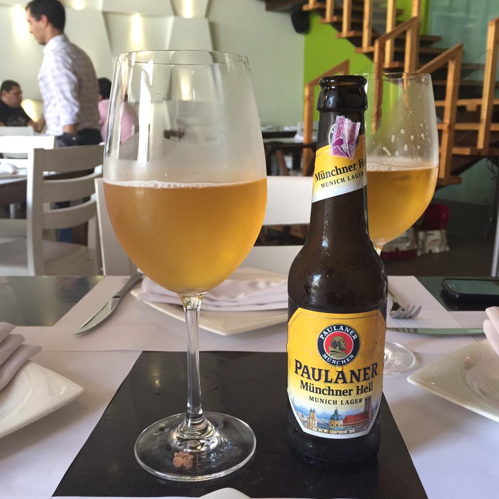 CaskBier's tweet photo. #paulaner ahora en @oliorestaurante http://t.co/8zsTFcGAJy