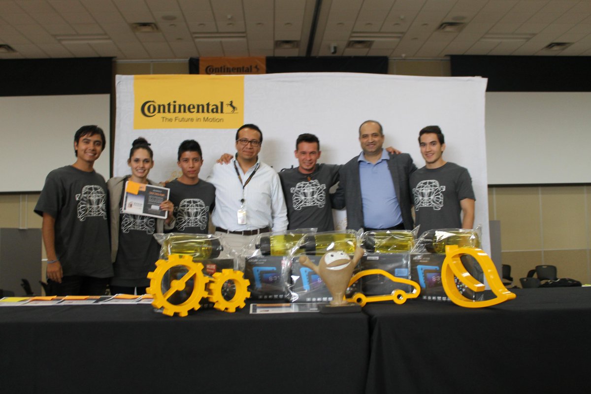 InnoWShp's tweet photo. Equipo #19  Agradecemos por su  participación y compartir esta experiencia con nosotros en #InnoWShp2015 http://t.co/Wp33U18fjU