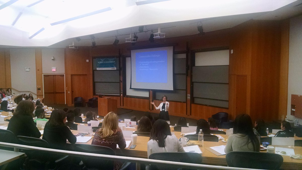 kelloggwlw's tweet photo. Professor Julie Hennessey talking about the art of selling yourself #kelloggwlw http://t.co/sPa7tHkSYw