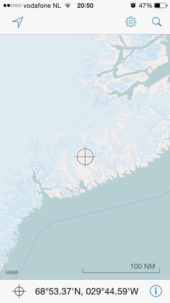 arcticmarch's tweet photo. Our location, high up on the ice sheet. Today #aerosol measuremenst on top of Watkins Mountains. #ispex @bernicenot http://t.co/2tHjHcDLEn
