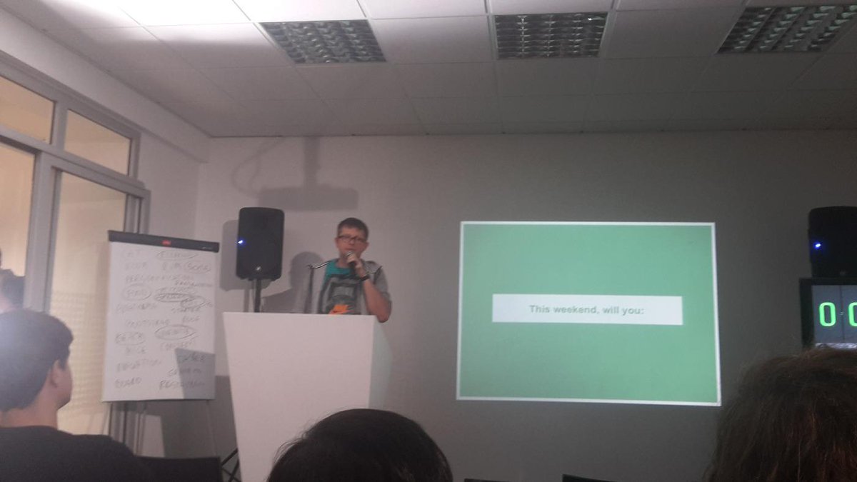 fastspeakingguy's tweet photo. Startup weekend krk, #omgkrk http://t.co/lcUzWyZ1YJ