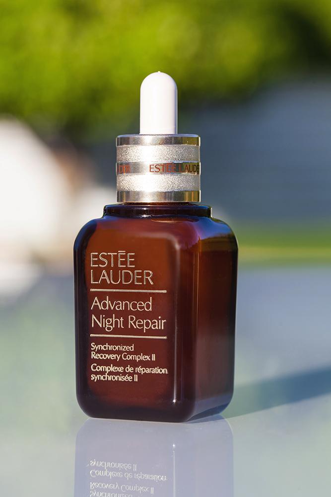 EsteeLauder's tweet photo. So beyond excited that our Advanced Night Repair serum just won @CEWinsider's Prestige Iconic award! #CEWAwards #wow http://t.co/Y3JsYOpUEC