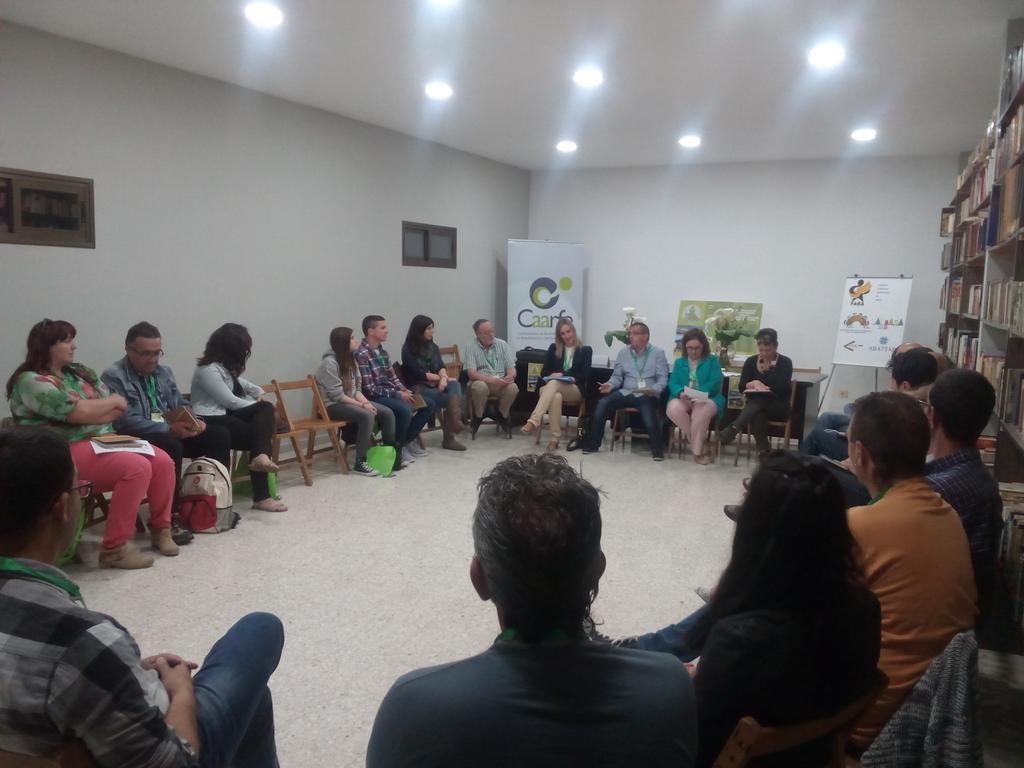 mireia_pascual's tweet photo. Hoy ha arrancado el Encuentro de Jóvenes de #CAARFE http://t.co/YiSZG640BX http://t.co/bnbm5FICLB