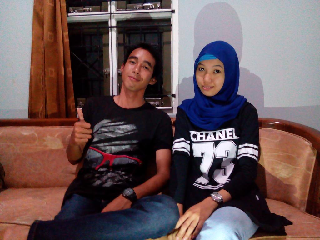 abdeyahya3's tweet photo. Yeey puas hr ini nonton killms &amp; rocket rockers ,,, roaaar http://t.co/WGJrECRUwm