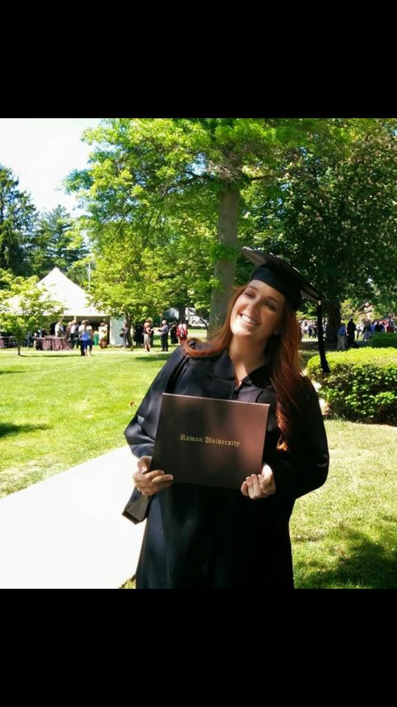 a17schaefer's tweet photo. Graduated 🎓 #Rowan15 http://t.co/cfERwj252x