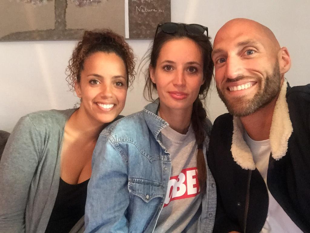 melkohlanta's tweet photo. 4 eme episode #kohlanta avec les coupins :-) @_jeffreak_ @ManonKohLanta http://t.co/lmrngxFth5