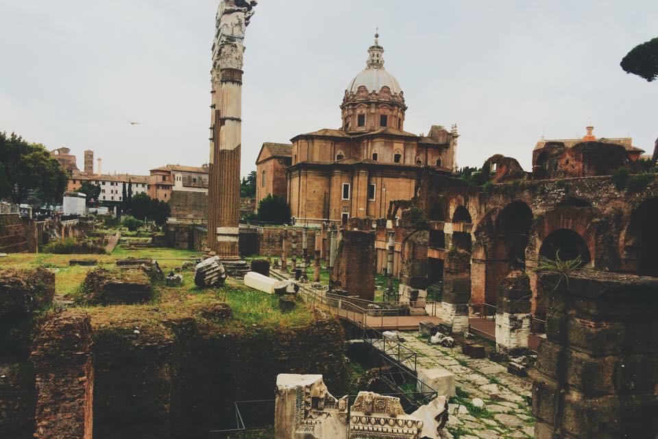 samyhamilton's tweet photo. Roman forums. #Italy http://t.co/RGyWsXVkqR