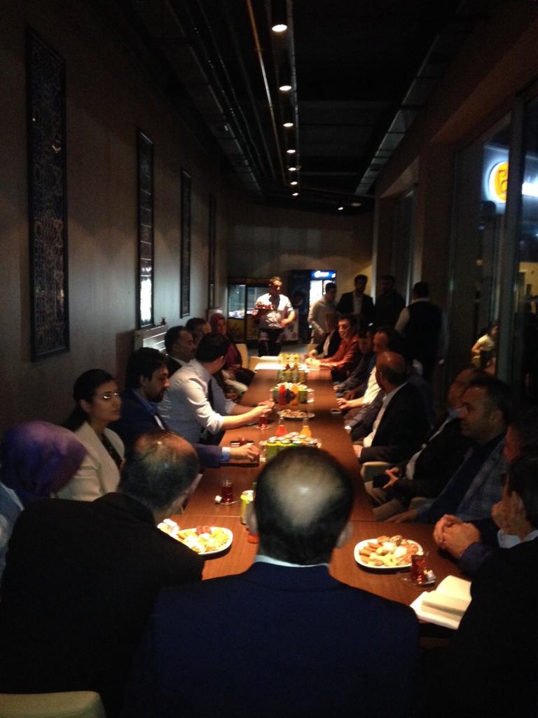argeumr's tweet photo. http://t.co/qhI0ftGEXd.@yildirimhursit İle Tantavi Mh.Exen Sit.sohbeti @ESEDATCAKIROGLU @serkaninanoglu @NYEKELER http://t.co/2kkmUdbvys