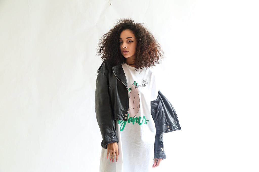 thejanesusa's tweet photo. only a few left of these OSFM (unisex) tees left at @InfiniteSFC 

thank you come again 

💚 http://t.co/AReH1J5BlG