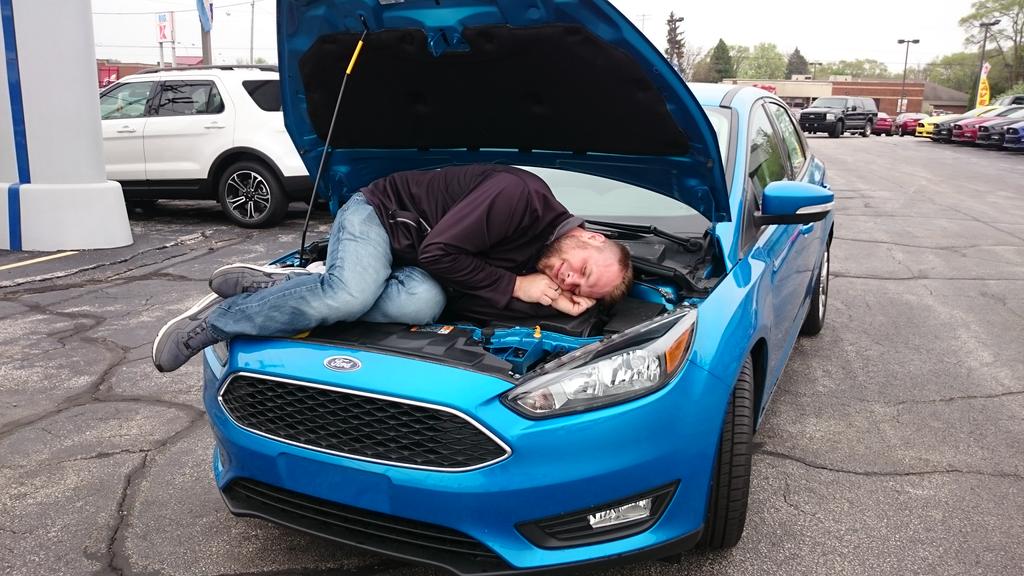 hotsause13's tweet photo. As warm as apple pie!! #FocusIn5 @Ford Brian Goss, Hagen Ford, Bay City, MI http://t.co/mRKijcYPCa