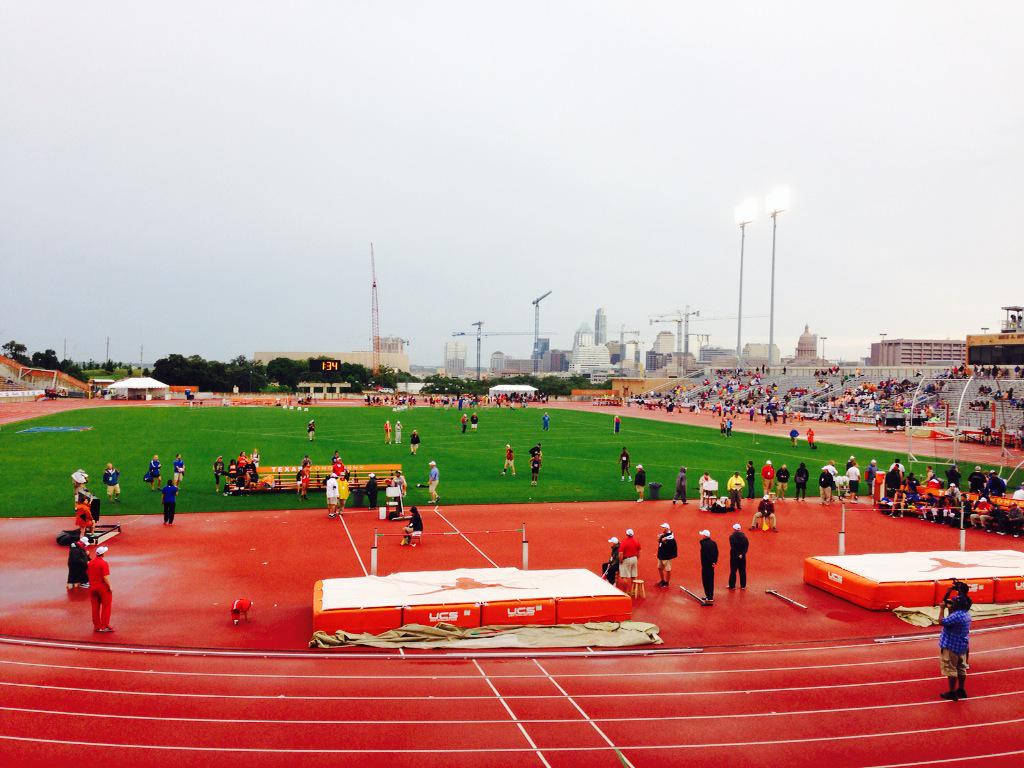 Coach_Luedecke's tweet photo. #UILStateTrack #LTTrack http://t.co/VrNVi0znQr