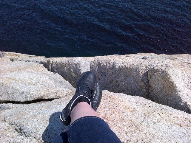 stephdresch's tweet photo. Living on the edge! #HerringCove http://t.co/5J9j5RYQCy